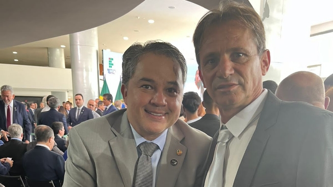 Senador Efraim celebra a Expansão do IFPB em Queimadas