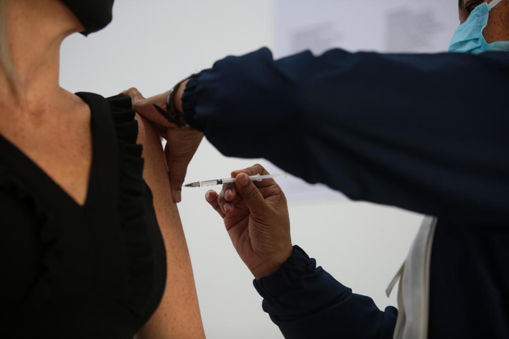 Cemas abre no domingo (24) para vacinar a população