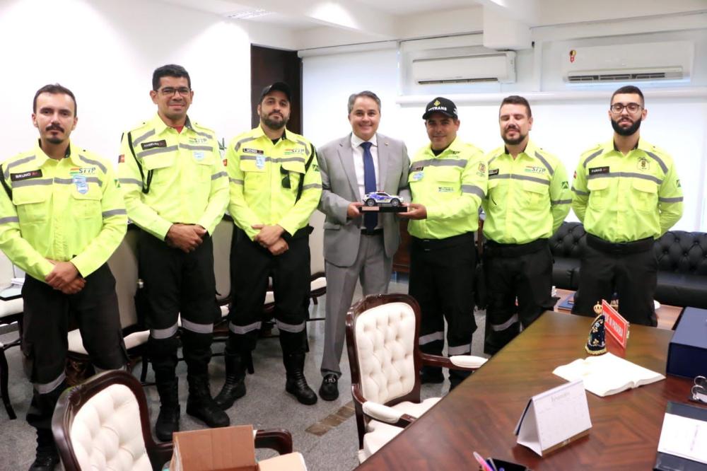 Maio Amarelo: "No trânsito, sua escolha pode salvar vidas”, diz Efraim ao destacar a importância da segurança e educação no trânsito