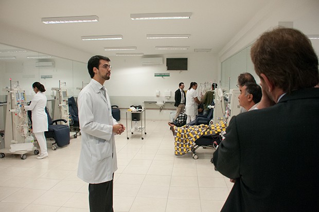 Nefro PG inicia hemodiálise em pacientes de Praia Grande
