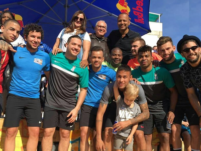 Torneio de futebol amador reúne Neymar e famosos em Praia Grande/SP
