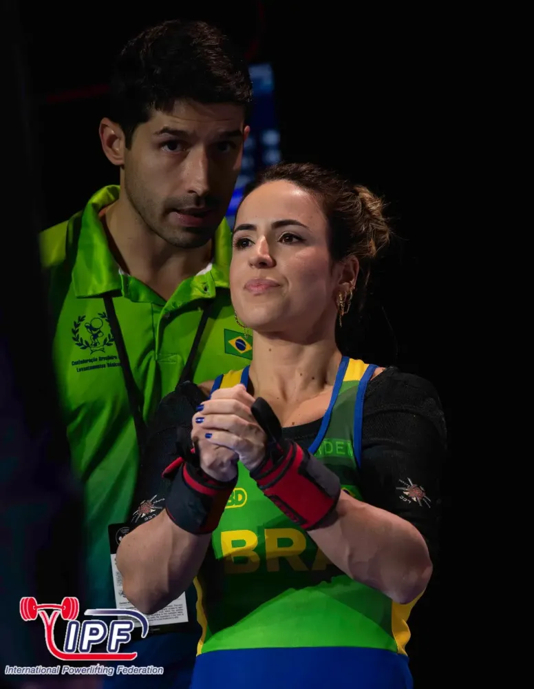 No Mundial de Powerlifting na Islândia, Mayara Rocha quebra recorde sul-americano e se consagra como 4ª melhor atleta do mundo