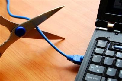 Anatel suspende corte ou redução de internet fixa após fim da franquia