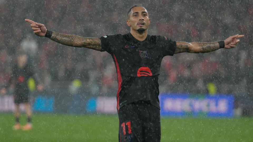 Em Barcelona e Atalanta, Raphinha foi o responsável pela assistência dos gols espanhóis