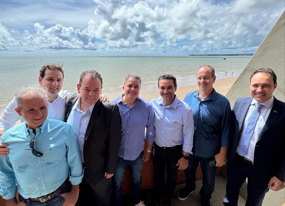 O Hotel Tambaú está para a Paraíba assim como o Copacabana Palace para o Rio. Um patrimônio a ser resgatado", diz Efraim