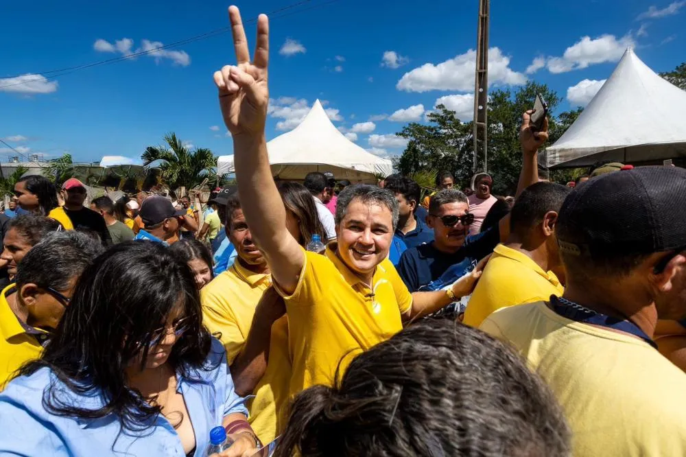 “As pesquisas mostram que estou no caminho certo”, diz Efraim sobre o 2° lugar nas intenções de voto