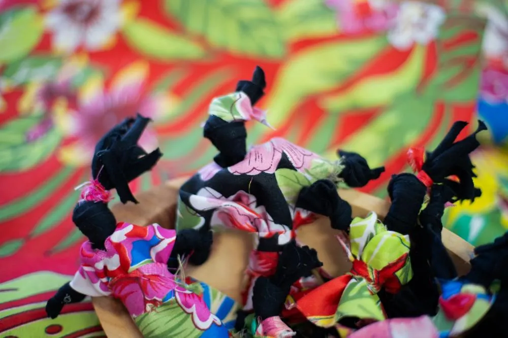 Oficina de Bonecas Abayomi. | Foto: Tati Reis