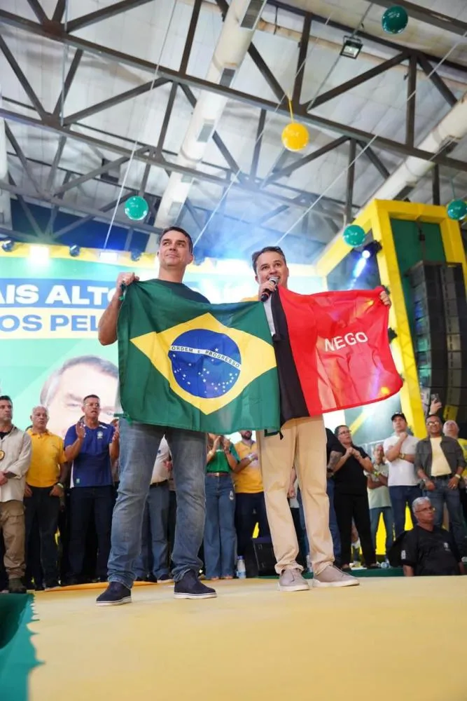 Efraim e Flávio reúnem multidão e inspiram com novo lema: ‘Paraíba, Bota FÉ’ (F de Flávio e E de Efraim)