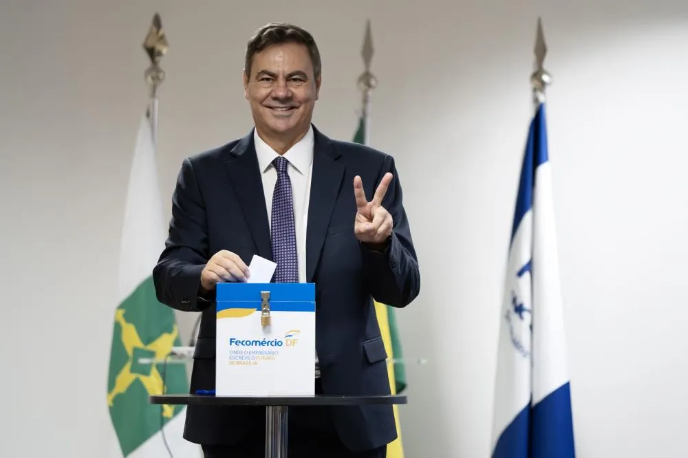 “Nossa missão é servir”, afirma presidente reeleito da Fecomércio-DF